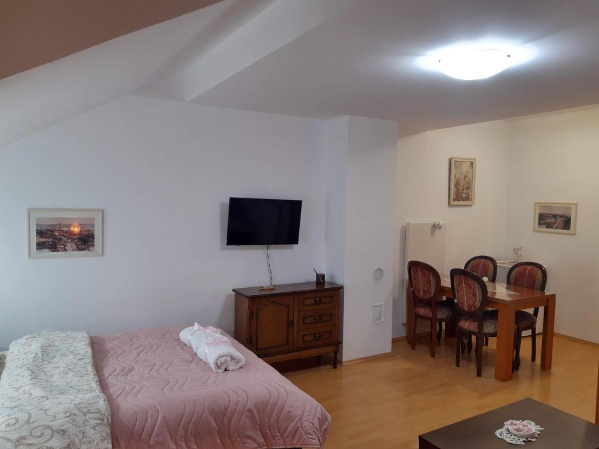 Sky Apartman Soko Banja Exterior photo